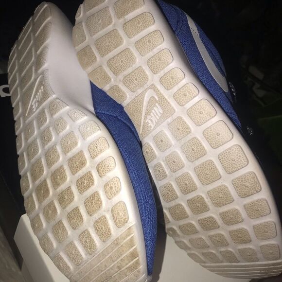 ✨3xHhP✨Nike Roshe Run Womens✨ - Picture 8 of 8